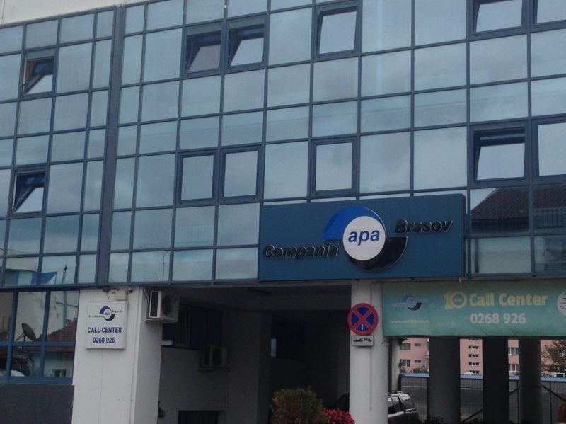 BRAȘOV. Fără apă, pe un tronson din Calea Bucureşti MyTex.ro