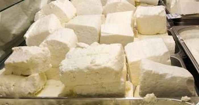 Amenzi de aproape 1,8 milioane de lei în nici două luni, pentru folosirea grăsimilor hidrogenate în locul ingredientelor obținute din lapte 1 branzafalsa.jpg