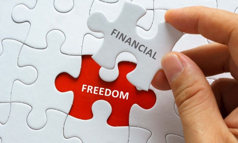 Independența financiară - un moft sau o necesitate? Iată cum fac tinerii rost de bani! 1 finante_3.jpg