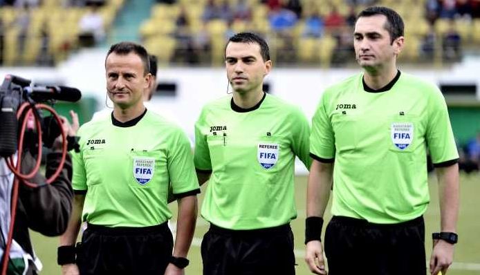PRIMUL meci arbitrat de Haţegan în preliminariile Euro 2020!!!... 1 hategan_18.jpg