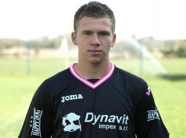 Portarul braşovean Florin Iacob - una dintre VEDETELE Ligii 2!!! 1 iacob_4.jpg