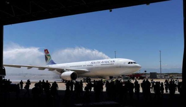 Un bărbat a pilotat timp de 20 de ani, deși avea diplomă falsă 1 saa.jpg