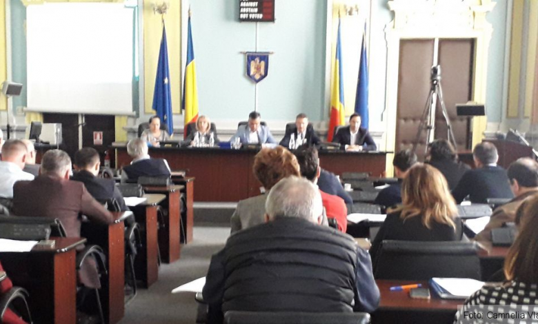 BRAȘOV. Stare de nervozitate și replici acide la ședința Consiliului Județean când a fost votat bugetul pentru localități 1 sedinta_3.jpg