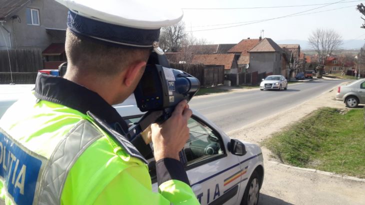 Peste 37.000 de sancţiuni rutiere, într-o săptămână, pentru depăşirea vitezei 1 IMG-20190404-WA0012_265342.jpg