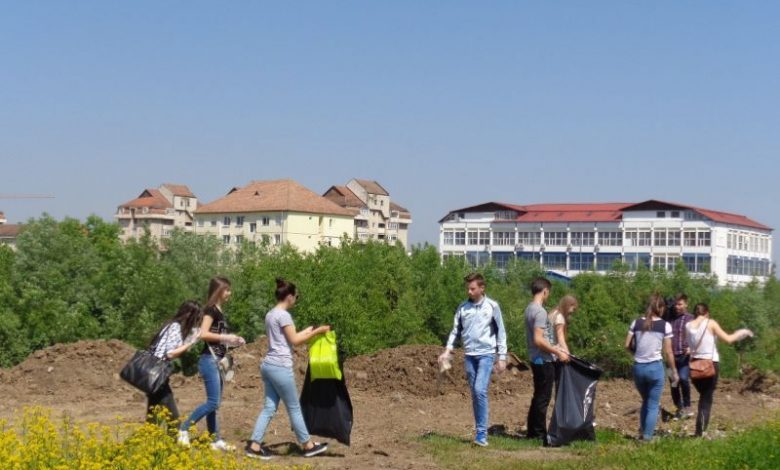 BRAȘOV. Săptămâna eco, la Săcele 1 curatenie_3.jpg