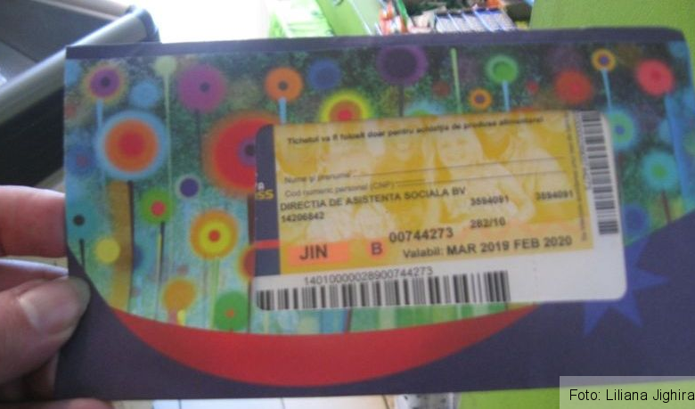 BRAŞOV. Pensionarii cu venituri mici sunt aşteptaţi să-şi ridice tichetele sociale 1 img-2646.jpg