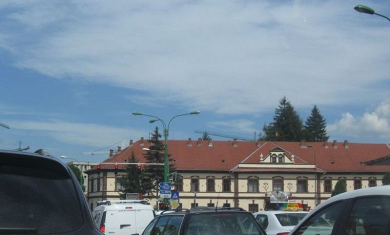 Marș pentru aer curat la BRAȘOV, București, Iași și Timișoara 1 masini-semafor.jpg