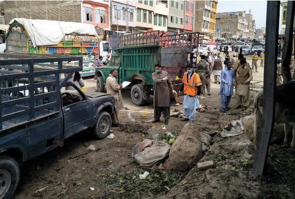 Atentat cu bombă în Pakistan. Cel puțin 16 morți 1 pakistan_8.jpg