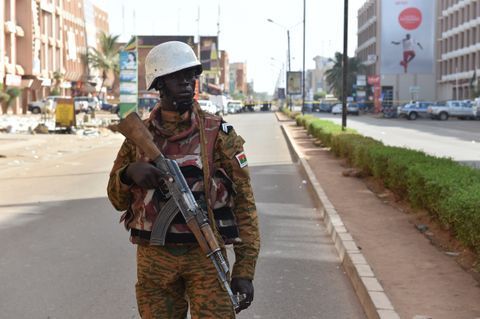 Atac terorist într-o biserică. Șase morți, printre care și preotul 1 burkinafaso.jpg