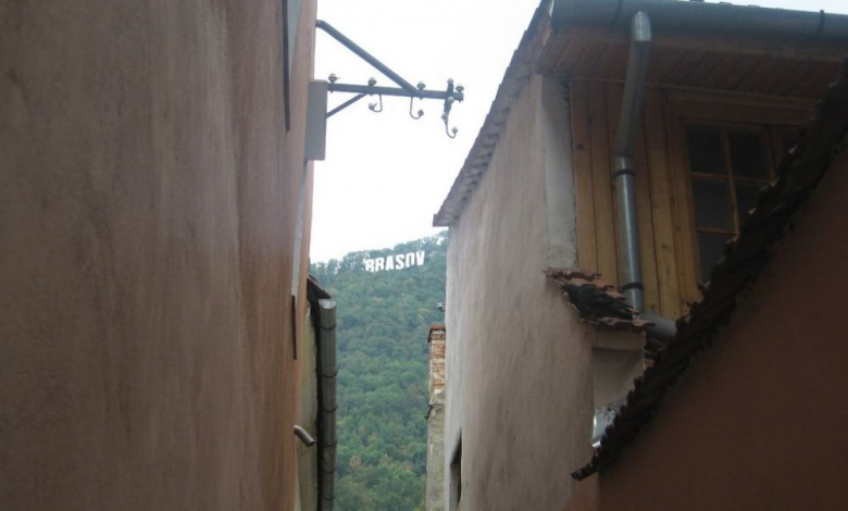 „BRAȘOVUL se sufocă”. Dezbatere despre praf și mirosuri 1 img-3633_2.jpg