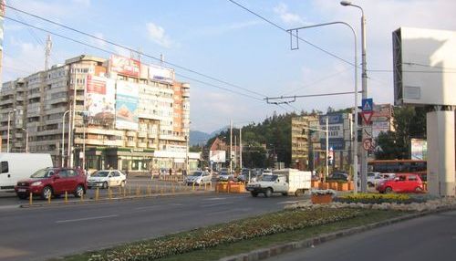 BRAŞOV. Licitaţie pentru reamenajarea intersecţiei dintre Calea Bucureşti, str. Toamnei şi str. Zizinului 1 intersectie_2.jpg