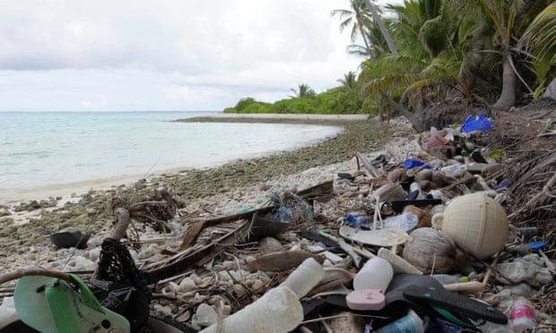 Îngrijorător. Tone de plastic au fost descoperite pe plajele unui arhipelag izolat din Oceanul Indian 1 oceanulindian.jpg