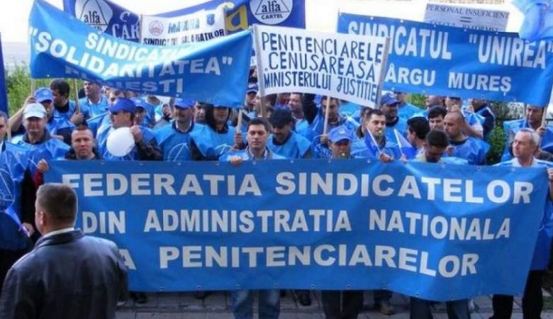 Au reînceput protestele în penitenciare. La Codlea e linişte deocamdată 1 sindicalistii-din-penitenciare-proteste.jpg