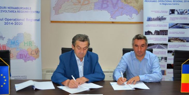 BRAȘOV. Peste 4 milioane de euro pentru regenerare urbană la Făgăraș 1 Foto10-Semnare-contract_269202.jpg