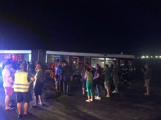 Șofer brașovean, implicat într-un accident cu 11 victime, în Arad 1 accident-arad1_269263.jpg