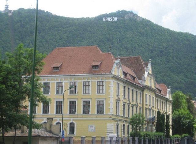 Update BRAȘOV. Lista unităților de învățământ aflate în scenariul roșu COVID-19 1 aprily-lajos.jpg