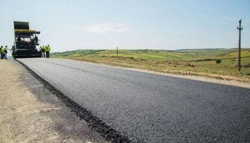 BRAȘOV. 145 de milioane de lei investiți de Guvern în „drumul rușinii” 1 drum_7.jpg