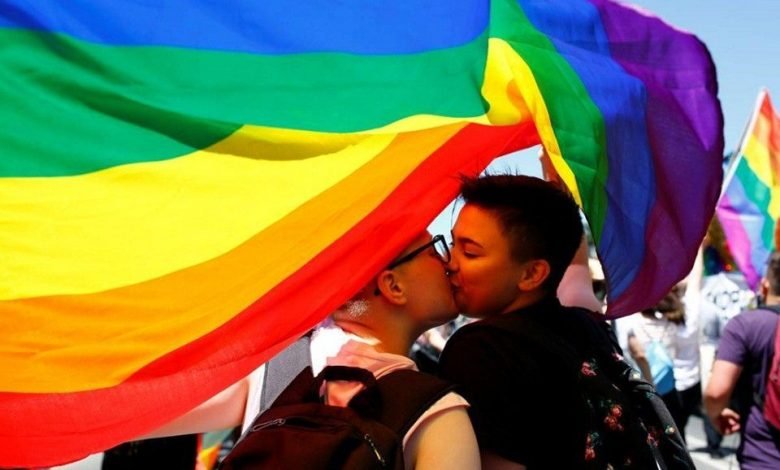 Primul marș Gay Pride în Macedonia de Nord 1 gaypride.jpg