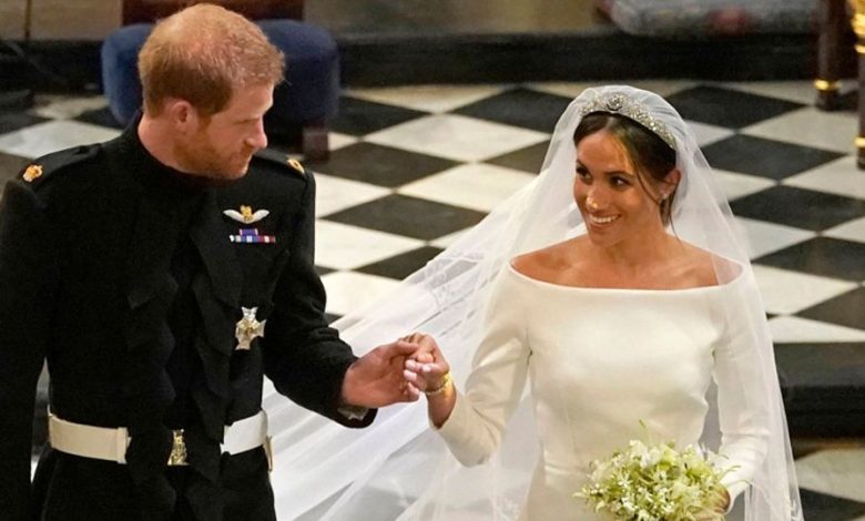 Ţinutele purtate de Prinţul Harry şi Meghan Markle în ziua căsătoriei vor fi expuse la Edinburgh 1 nuntaregala1_2.jpg