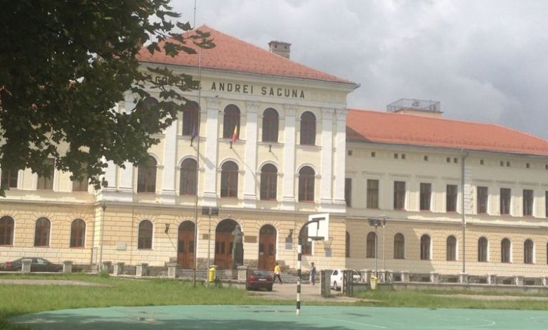 BRAȘOV. Ultima zi de înscriere pentru admiterea în clasa a V-a 1 saguna_8.jpg