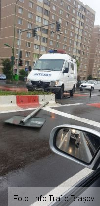 accident autospeciala_269992.jpg
