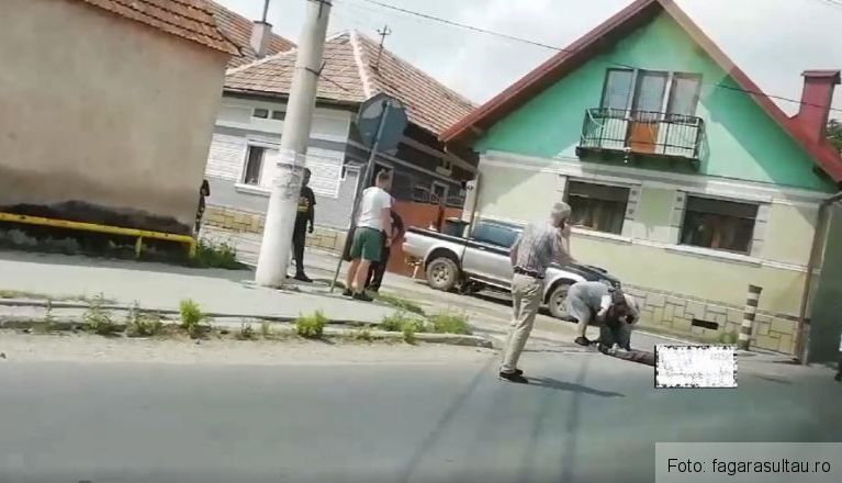 BRAȘOV. Pieton lovit de un autoturism, pe DN 1 (FOTO) 1 accidentpersani_13.jpg