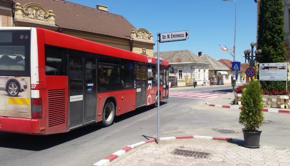 BRAȘOV. Pasageră rănită într-un autobuz, în Săcele 1 autobuzsacele_2.jpg