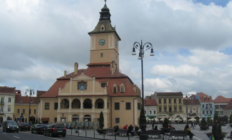 BRAȘOV. Electrica face săpături, timp de trei săptămâni, în Piața Sfatului 1 img-3021.jpg