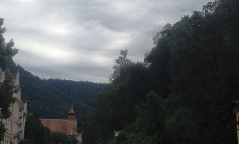 Fără curent electric pe mai multe străzi din Brașov și din Săcele 1 img-8989.jpg