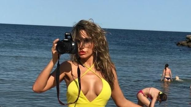 Anna Lesko, TOPLESS la mare!!! (FOTO 3) 1 lesko1_2.jpg