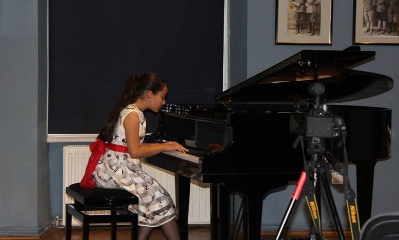 O pianistă de 10 ani din BRAȘOV face furori la concursurile internaționale 1 maya-neacsu.jpg