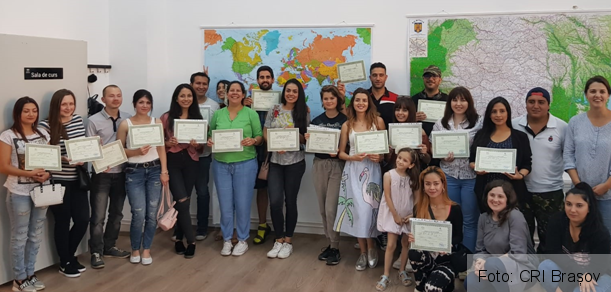 Străinii veniți la muncă în BRAȘOV învață limba română cu sprijinul Centrului Regional de Integrare 1 migranti.png