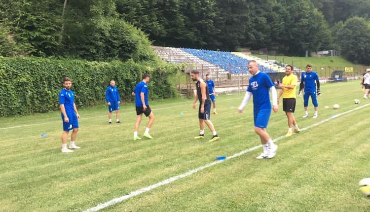 BRAȘOV. Olimpic Cetate Râșnov s-a reunit. Încă un jucător a plecat de la ACS SR Brașov 1 rasnov_52.jpg