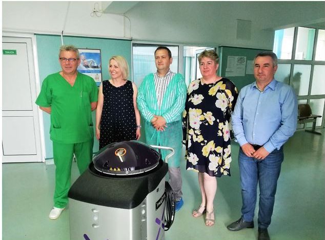 BRAȘOV. Spitalul din Făgăraș are roboţi în războiul cu infecţiile nosocomiale 1 robot_5.jpg