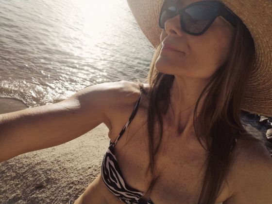 Romanița Iovan are încă siluetă de model, la 54 de ani. Iată cum arată în costum de baie (FOTO) 1 romanita iovan 2_269532.jpg
