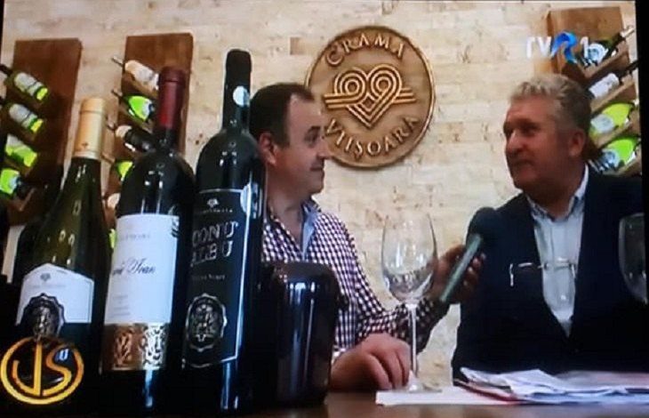 România, 2019. Certificate de virginitate pentru angajatele unui producător de vinuri 1 tvr-vin.jpg