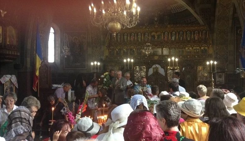 Zi de onomastică pentru 72.102 BRAȘOVENI 1 brasoveni-onomastica.jpg
