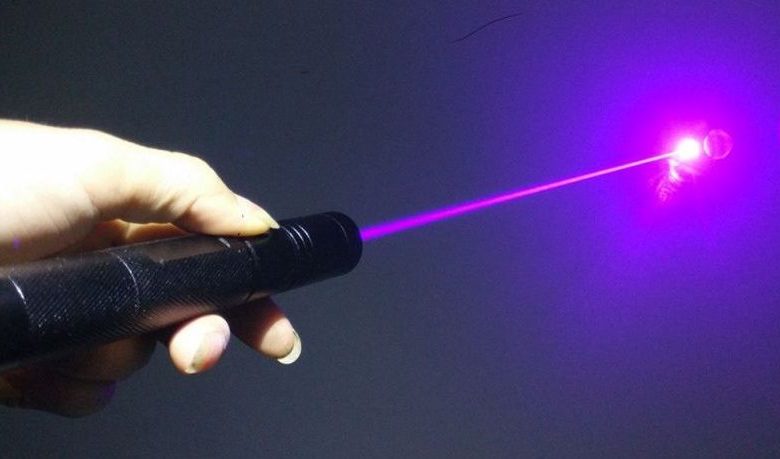 „Jucării” cu laser periculoase, descoperite și în magazinele din BRAȘOV 1 laser.jpg