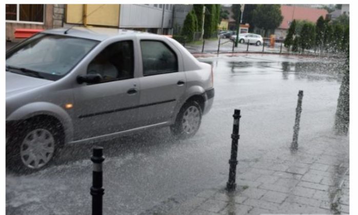 ploaie-inundatie1_270914.JPG