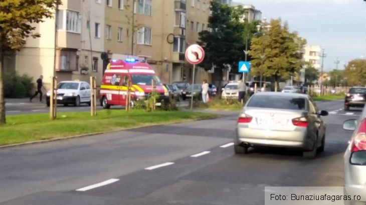 BRAȘOV. Tânără de aproximativ 18 ani, lovită de mașină, la Făgăraș 1 WhatsApp-Image-2019-09-17-at-08.49.15-1024x576_272527.jpeg