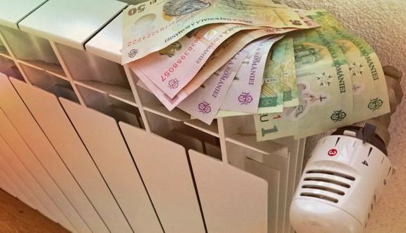 BRAȘOV. Se pot depune dosarele pentru ajutorul de încălzire pe perioada de iarnă 1 caloriferincalzirebani.jpg