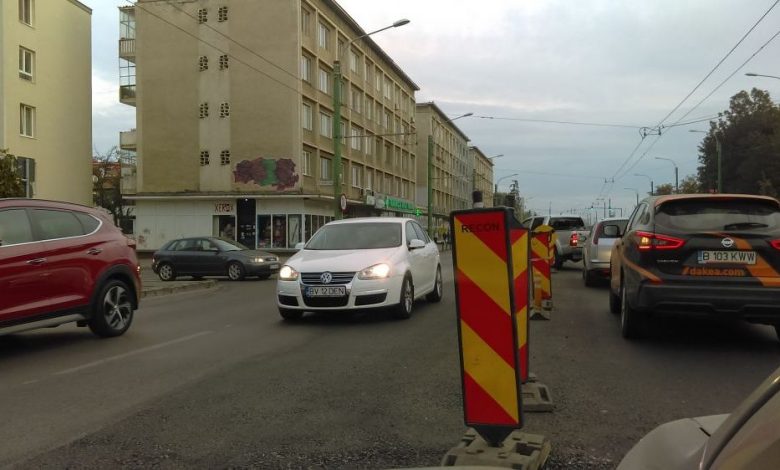 Traficul rutier în Brașov: Patru giratorii și două semafoare pe 1,2 kilometri! 1 imag0856.jpg