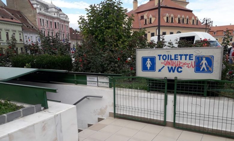 BRAȘOV. Proiectul WC-ului din Piața Sfatului și decizia luată în Consiliul Local!!!... 1 wcpiatasfatului.jpg