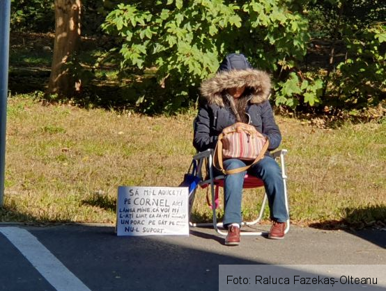 BRAȘOV. Procuror - o nouă zi de protest, din... dragoste (FOTO) 1 20191009_114705_273757.jpg