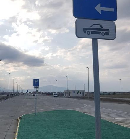 BRAȘOV. Încă puțin de tot și parcările de pe Ocolitoare vor fi disponibile 1 71149935-914439135584117-184452855199956992-n1.jpg