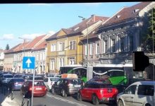 Cultura mașinii și goana după „școli de elită” blochează Brașovul: Cum transformă părinții și naveta din suburbii orașul într-un imens dop de trafic 5 blocaj-trafic.jpg