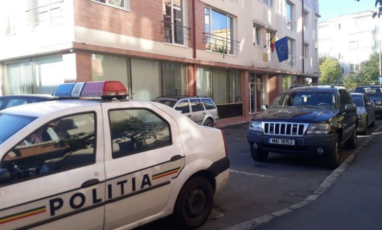 BRAŞOV. ULTIMA ORĂ. Percheziţii, inclusiv la o instituţie publică, într-un dosar de abuz în serviciu şi fals intelectual 1 img-20191015-wa0005.jpg
