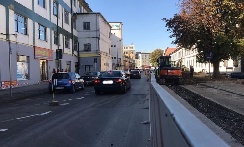 BRAȘOV. „Petrecere” garantată în trafic! Se extind restricţiile de circulaţie de pe Titulescu 1 lucrri-apa-titulescu.jpg
