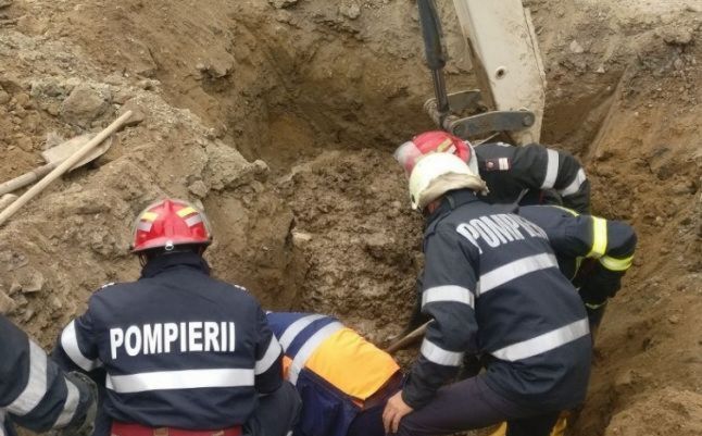 Un muncitor a fost îngropat de viu 1 maldepamant_2.jpg