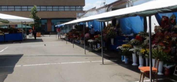Update. BRAȘOV. Amenzi de 44.000 de lei pentru comercianții din piețele „Star” și „Tractorul”. Pește expirat, dar și alte nereguli... 1 star014-640x300_273863.jpg